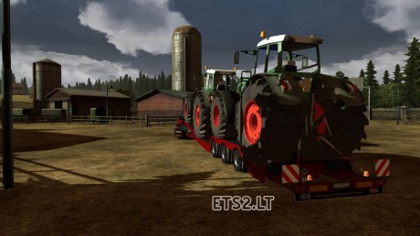 Trailer-with-Tractors-2