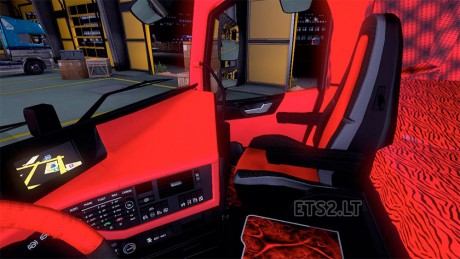 volvo-red-black-interior
