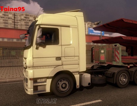MB-Actros-Low-Deck-Chassis-2