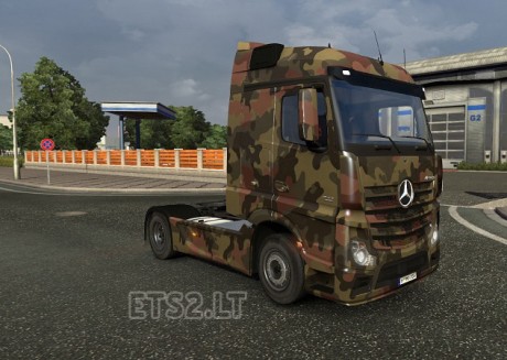 Mercedes-MP-4-Army-Skin