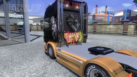 Scania Black/Gold Skin