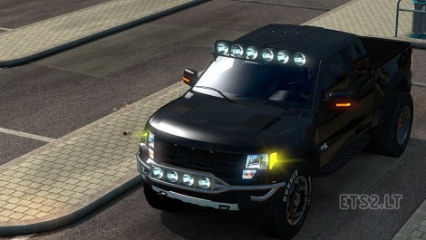 Ford-F150-Raptor-SVT