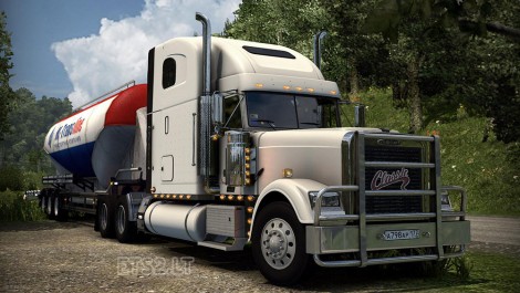 Freightliner-Classic-XL-2