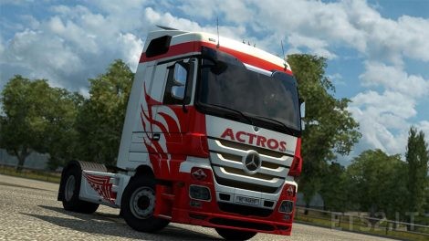 white-red-actros