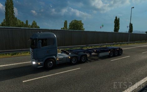 trailers-in-traffic-3