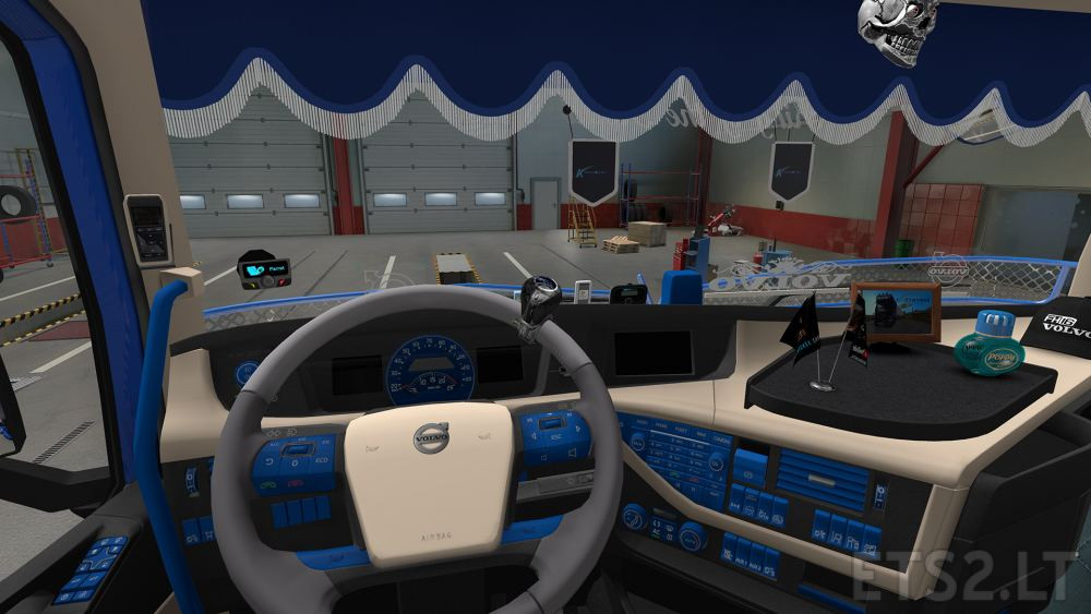 Volvo FH Interior v 1.0