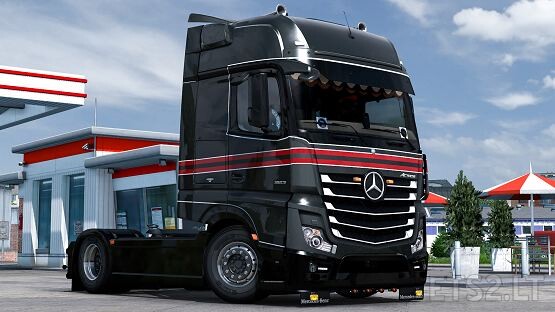 Changeable metallic skin for Mercedes Actros MP4