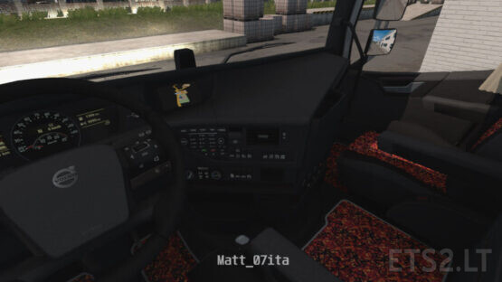 SAMPLE RED PLUCHE interior For Volvo 2012 (sleeper cab) +EXTERIOR