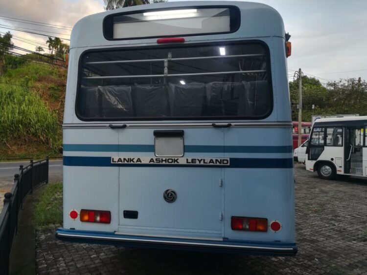 lanka ashoke layland Bus