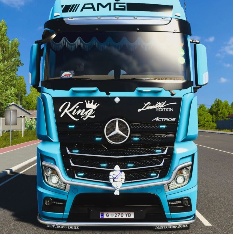 Mercedes Benz AMG 4k skin