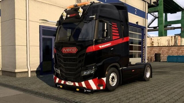 Iveco S-Way Mammoet Skin v1.0