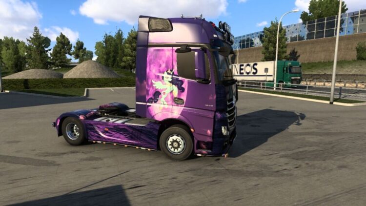Purple Swan - Moonlove Paint job