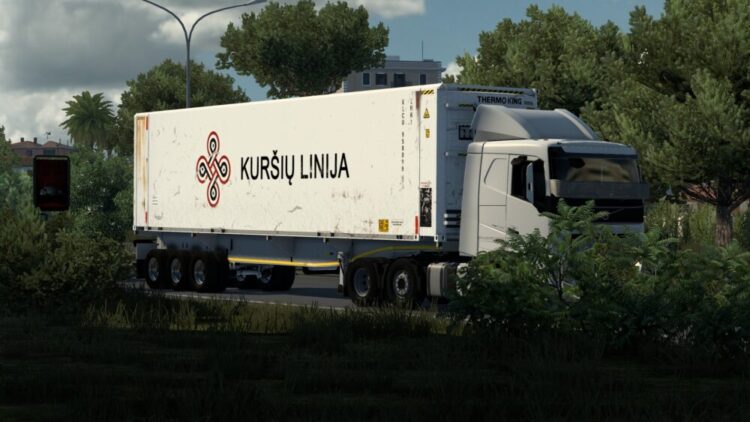 Henred Fruehauf trailer pack and skeletal trailer