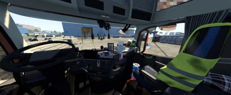 Dzordz Customs Cabin Accessories v1.5