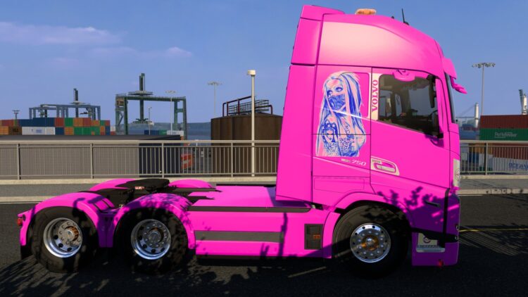 WOMAN WITH A MASK VOLVO FH5 BY RODONITCHO MODS 1.0 1.55 1.56 31 08 2025