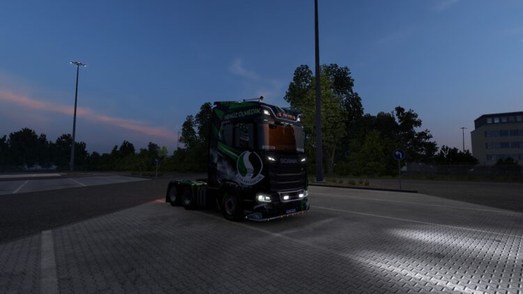 Scania S high roof, Sakaryaspor themed skin.