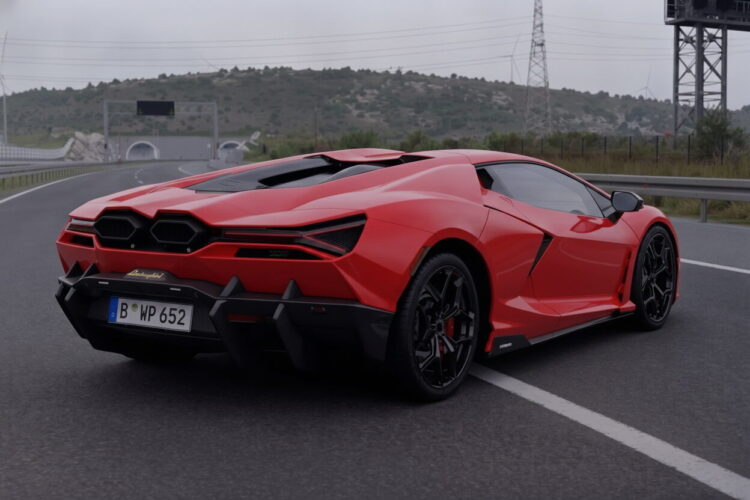 Lamborghini Revuelto 2025 1.3 1.60x