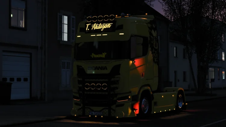 Tanju Akdoğan Scania S540 Pikachu